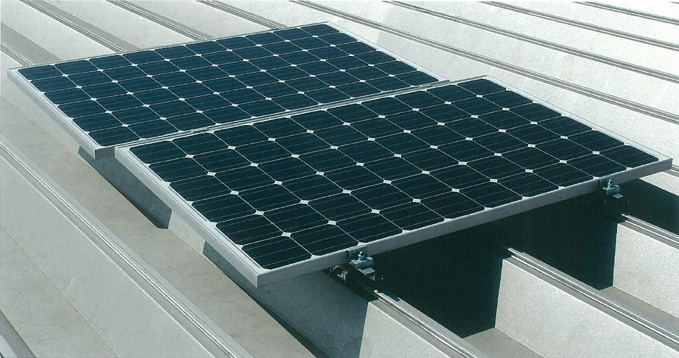 日栄インテック ハゼ式折板屋根設置(傾斜架台型)架台 太陽光発電