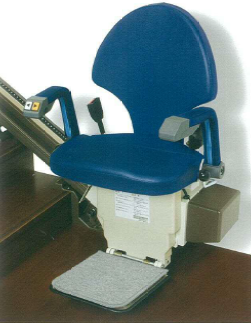 【屋内直線型】 屋内いす式階段昇降機 自由生活 クマリフト